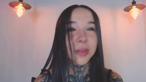    online show from March 22, 2:04 am