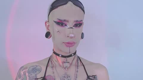     online show from January 19, 2:04 am