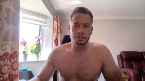 Snapshot of alig1980 chatting on July 16, 11:49 am alig1980 online show from July 16, 11:49 am