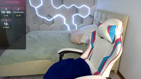 aliicemeow online show from June 27, 5:56 am