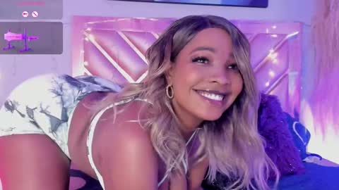 Snapshot of aliisson_cruz chatting on March 10, 12:15 pm Alisson online show from March 10, 12:15 pm