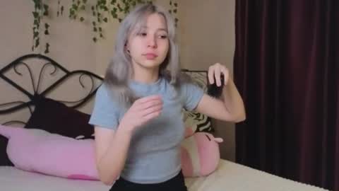 alikasocute online show from October 27, 3:32 am