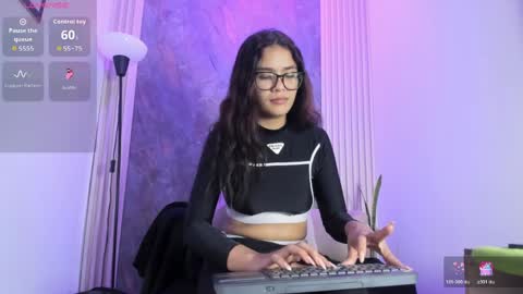 alina online show from April 23, 1:46 pm