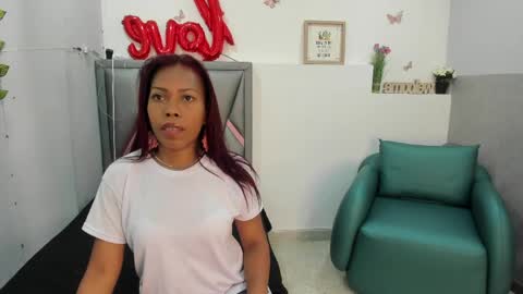 Snapshot of alinazyxelle chatting on April 9, 11:59 am Alina online show from April 9, 11:59 am