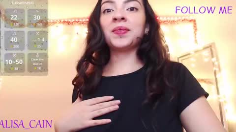 Snapshot of alisa__cain chatting on December 3, 5:42 am Alejandra online show from December 3, 5:42 am