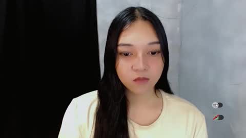 Shanti xhey online show from November 2, 4:09 pm