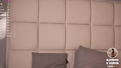 Snapshot of alisa_roldan chatting on March 10, 3:20 pm online show from March 10, 3:20 pm