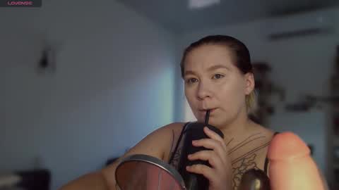 alisa_u online show from February 1, 7:34 pm