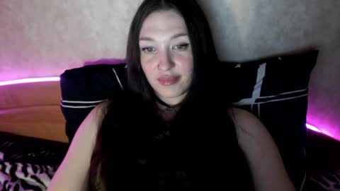 Snapshot of alisaadoll chatting on May 8, 1:38 pm alisaadoll online show from May 8, 1:38 pm