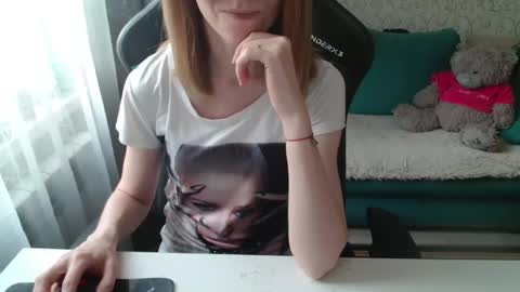 Snapshot of alisarogsx chatting on May 21, 4:36 pm AlisaRogsx online show from May 21, 4:36 pm