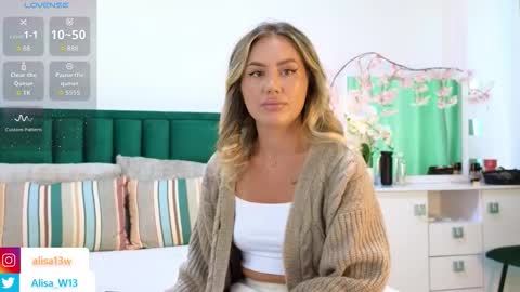 Alisa online show from October 4, 9:40 am