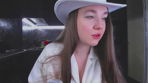 Alisa online show from February 19, 8:10 am