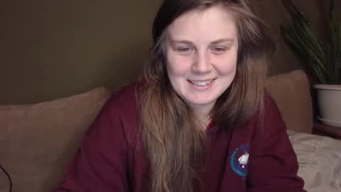 Snapshot of alisaxxxshy chatting on November 21, 10:52 pm alisaxxxshy online show from November 21, 10:52 pm