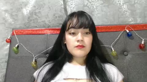 Snapshot of alisha_9997 chatting on December 21, 9:36 pm alisha_9997 online show from December 21, 9:36 pm