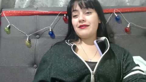Snapshot of alisha_9997 chatting on February 2, 6:04 am alisha_9997 online show from February 2, 6:04 am