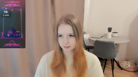 Snapshot of alisha_ley chatting on February 14, 9:34 am Alya online show from February 14, 9:34 am