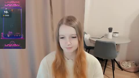 Snapshot of alisha_ley chatting on February 15, 7:27 am Alya online show from February 15, 7:27 am