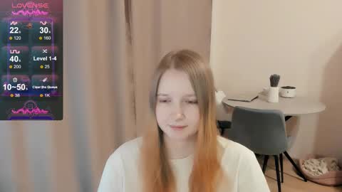 Snapshot of alisha_ley chatting on February 24, 7:09 pm Alya online show from February 24, 7:09 pm