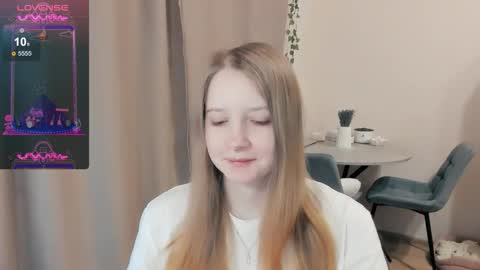 Snapshot of alisha_ley chatting on September 29, 12:38 am Alya online show from September 29, 12:38 am