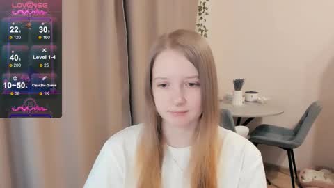 Snapshot of alisha_ley chatting on October 3, 8:50 pm Alya online show from October 3, 8:50 pm