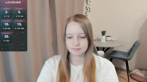 Snapshot of alisha_ley chatting on October 19, 4:18 pm Alya online show from October 19, 4:18 pm