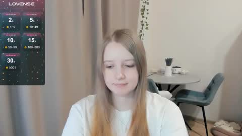 Snapshot of alisha_ley chatting on October 25, 5:26 am Alya online show from October 25, 5:26 am