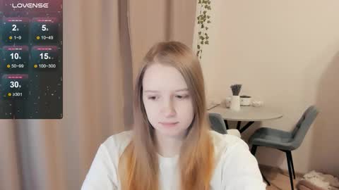 Snapshot of alisha_ley chatting on November 2, 7:55 am Alya online show from November 2, 7:55 am