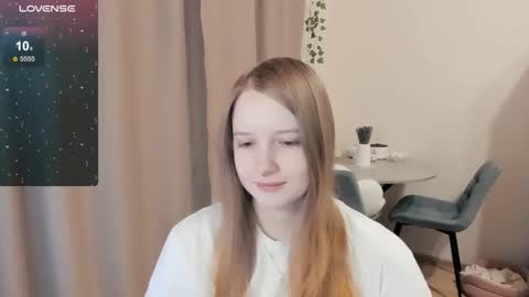 Snapshot of alisha_ley chatting on November 9, 11:41 am Alya online show from November 9, 11:41 am