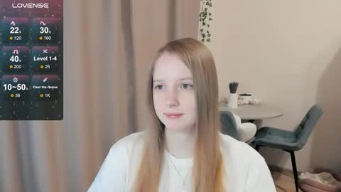 Snapshot of alisha_ley chatting on November 20, 6:40 pm Alya online show from November 20, 6:40 pm