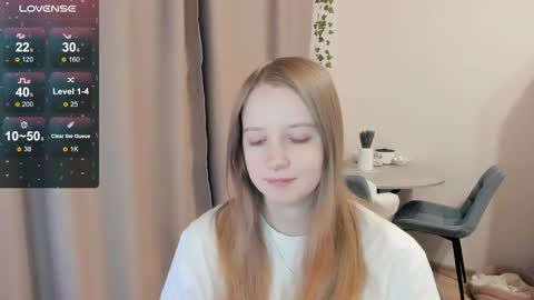 Snapshot of alisha_ley chatting on November 25, 3:50 am Alya online show from November 25, 3:50 am