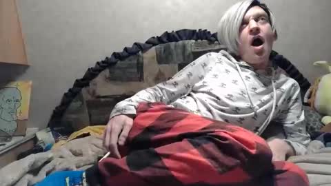 Alisha online show from December 2, 2:39 am