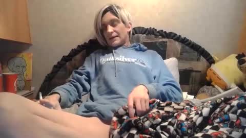 Alisha online show from April 11, 4:22 pm