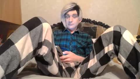 Alisha online show from April 22, 6:05 am