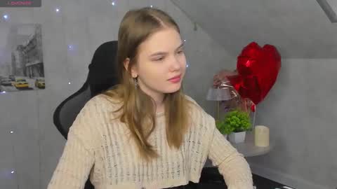 Alisia online show from March 7, 1:35 am