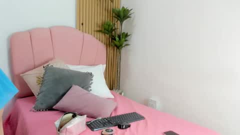 Alison online show from November 26, 11:33 am