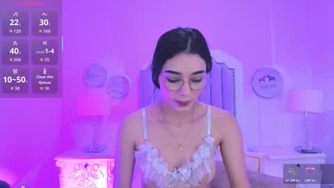 Alison online show from February 25, 7:56 pm