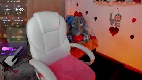   online show from April 24, 4:26 am