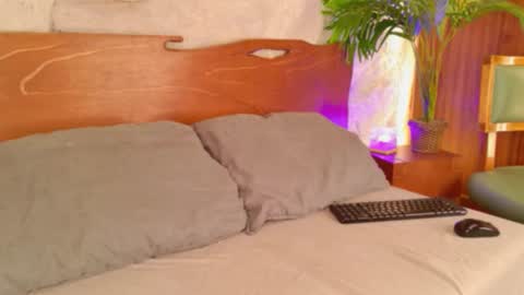 Alison Moon  online show from March 6, 11:01 pm