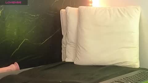 Snapshot of alissa4_ chatting on January 31, 9:27 am ALISSA online show from January 31, 9:27 am