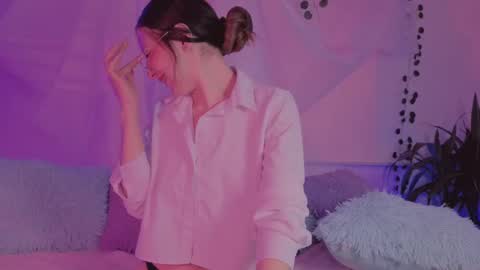 Snapshot of alissa_cute1 chatting on September 15, 10:10 pm Mia online show from September 15, 10:10 pm