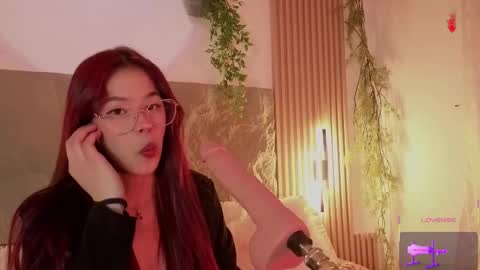 Snapshot of alissa_cute1 chatting on October 14, 2:01 am Mia online show from October 14, 2:01 am