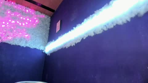 Snapshot of alissa_grey2 chatting on December 15, 3:31 pm Alissa online show from December 15, 3:31 pm