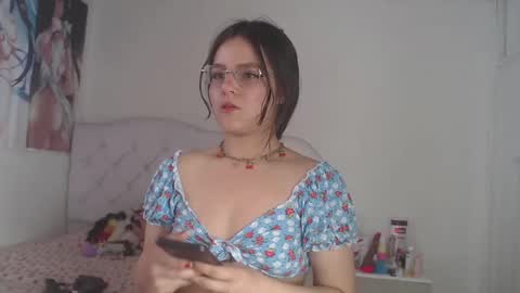Snapshot of alissa_morrison chatting on September 9, 7:13 pm alissa_morrison online show from September 9, 7:13 pm
