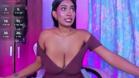 alissa_smith_ online show from July 17, 3:02 am