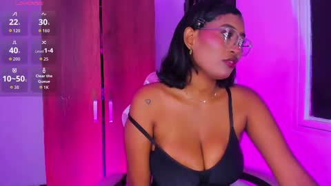 alissa_smith_ online show from July 18, 4:27 am