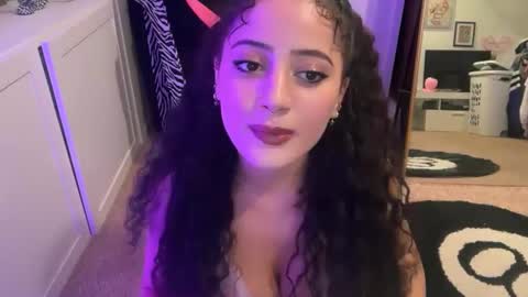 alissajaede online show from October 1, 1:00 am