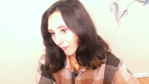 Snapshot of alissajersy_ chatting on October 3, 9:06 am Alissa online show from October 3, 9:06 am