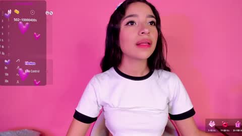 Mara  Isabel online show from January 14, 11:05 pm