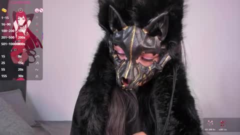 Mara  Isabel online show from October 31, 2:56 am