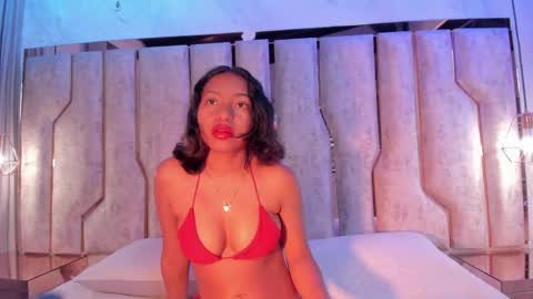 Snapshot of alisse_myers chatting on May 31, 4:20 am alisse_myers online show from May 31, 4:20 am